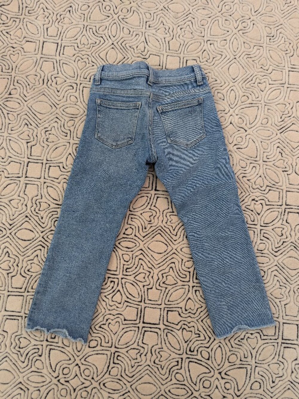 DL1961 Emie Straight girls jeans.